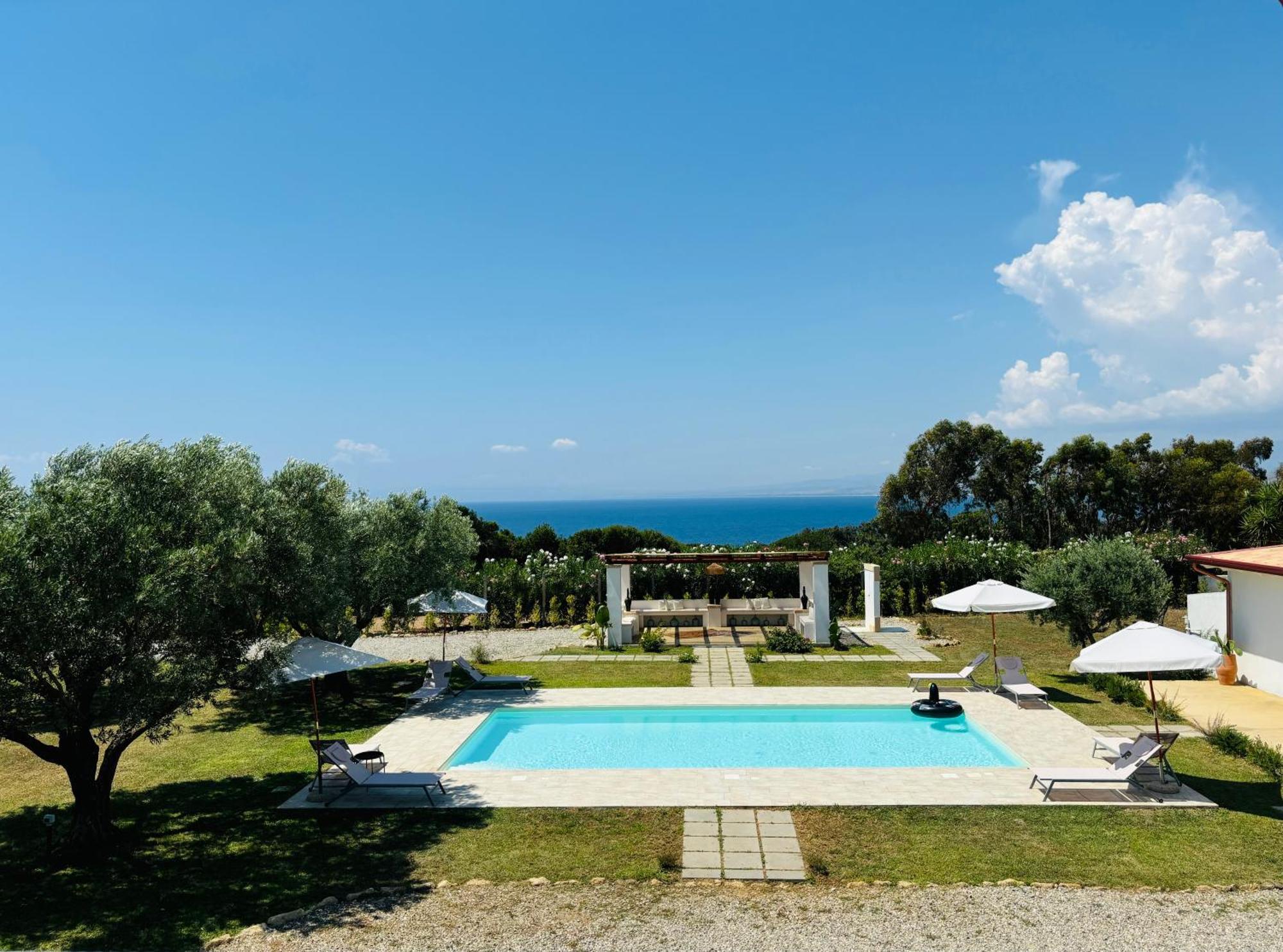 Bed and Breakfast Relais Ruggiero Le Castella  Exterior foto